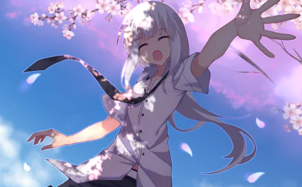 Anime original of a white-haired girl smiling beneath cherry blossoms, petals drifting against a pastel sky — 2K Quad HD PC desktop wallpaper/background.