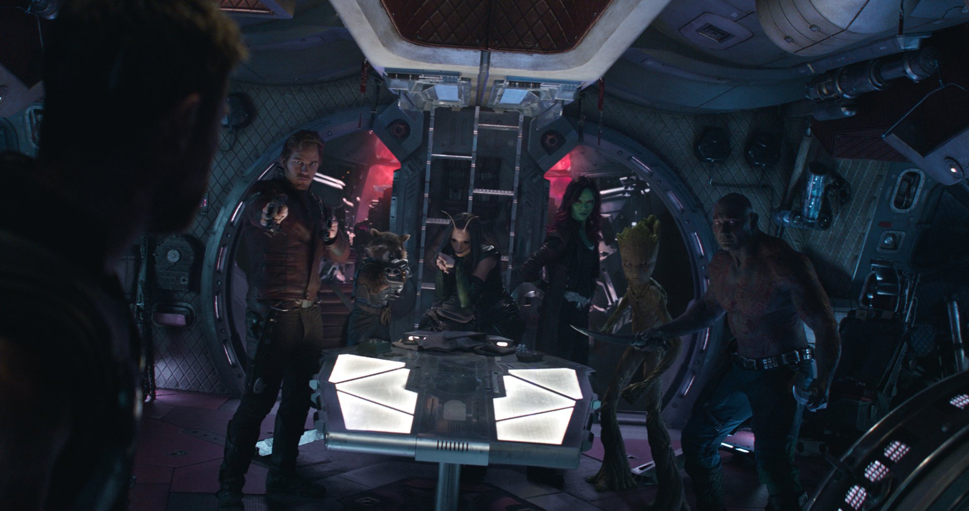HD PC desktop wallpaper featuring Avengers: Infinity War characters including Thor, Star-Lord, Drax, Gamora, Mantis, Rocket Raccoon, and Groot in a spaceship interior.