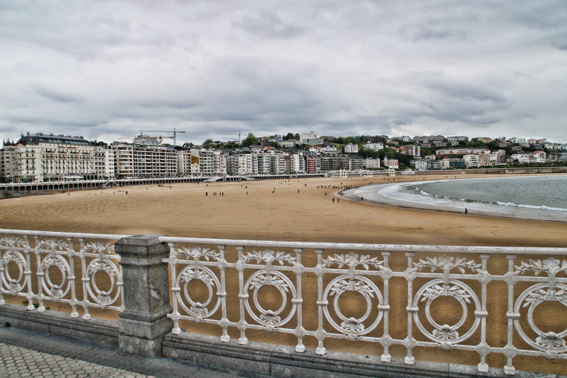 Playa de San Sebastián by LANC