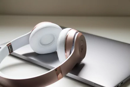  Beats Headphones by Rodeen_M