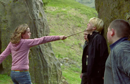 Draco Malfoy Hermione Granger movie Harry Potter and the Prisoner of Azkaban HD Desktop Wallpaper | Background Image