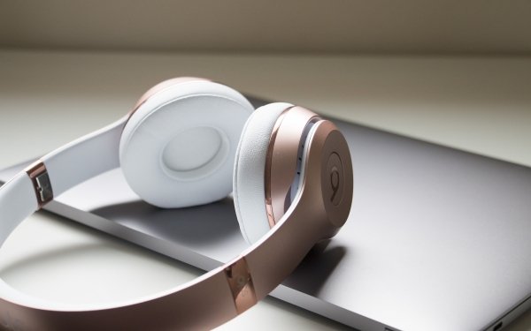 Products Beats Headphones HD Wallpaper | Background Image
