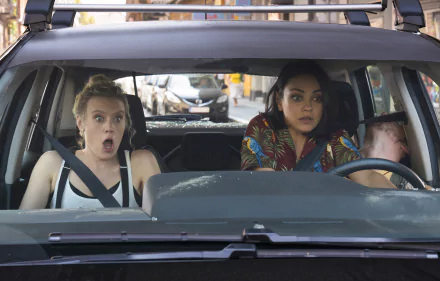 Kate McKinnon Mila Kunis movie The Spy Who Dumped Me HD Desktop Wallpaper | Background Image