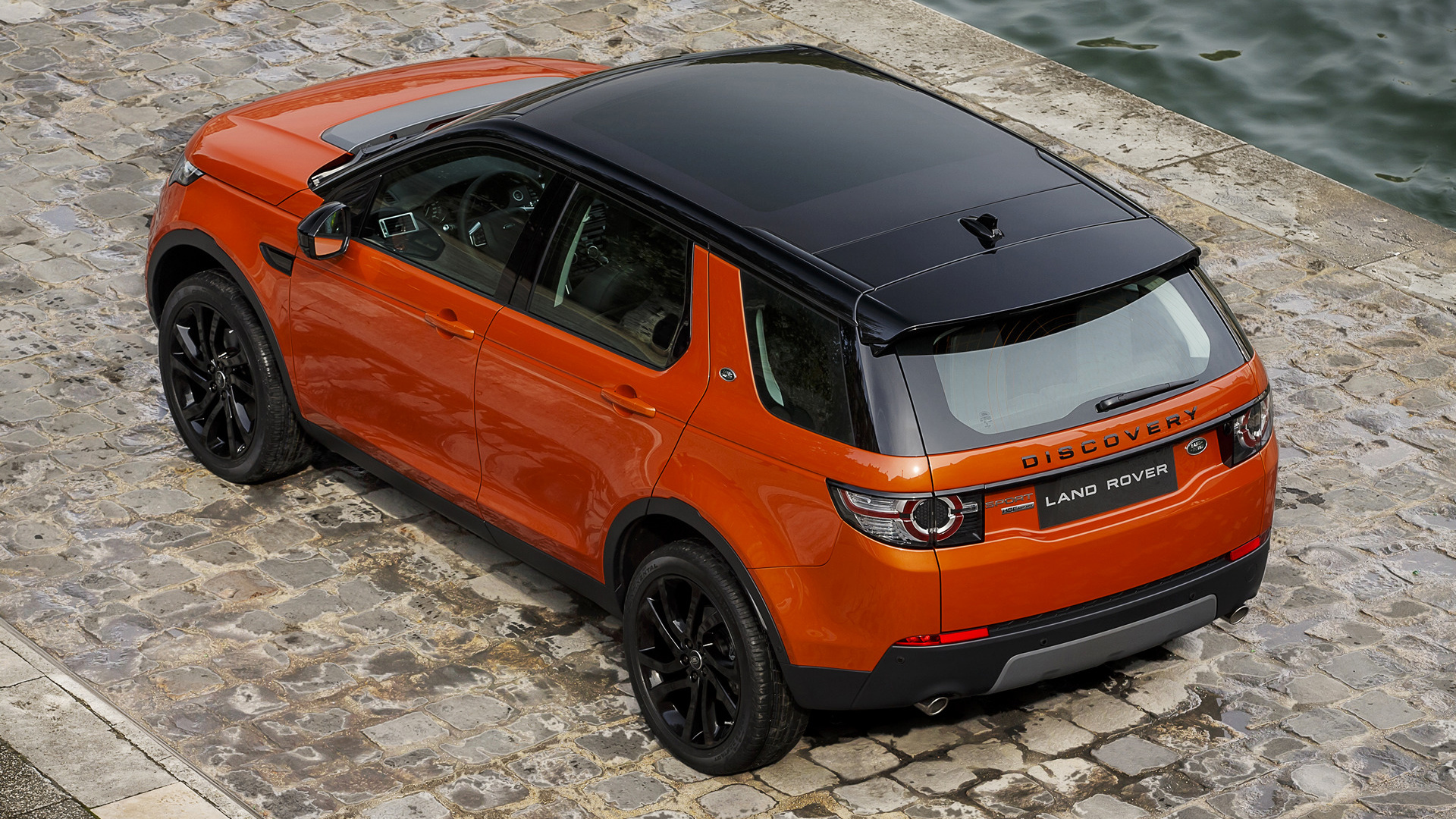 2015 Land Rover Discovery Sport HSE Luxury Black Design Pack