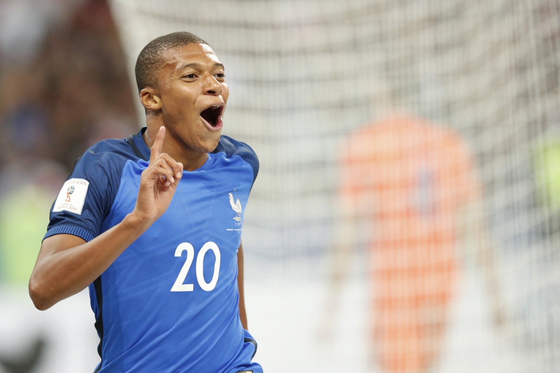 Download Soccer French Kylian Mbappé Sports 4k Ultra HD Wallpaper