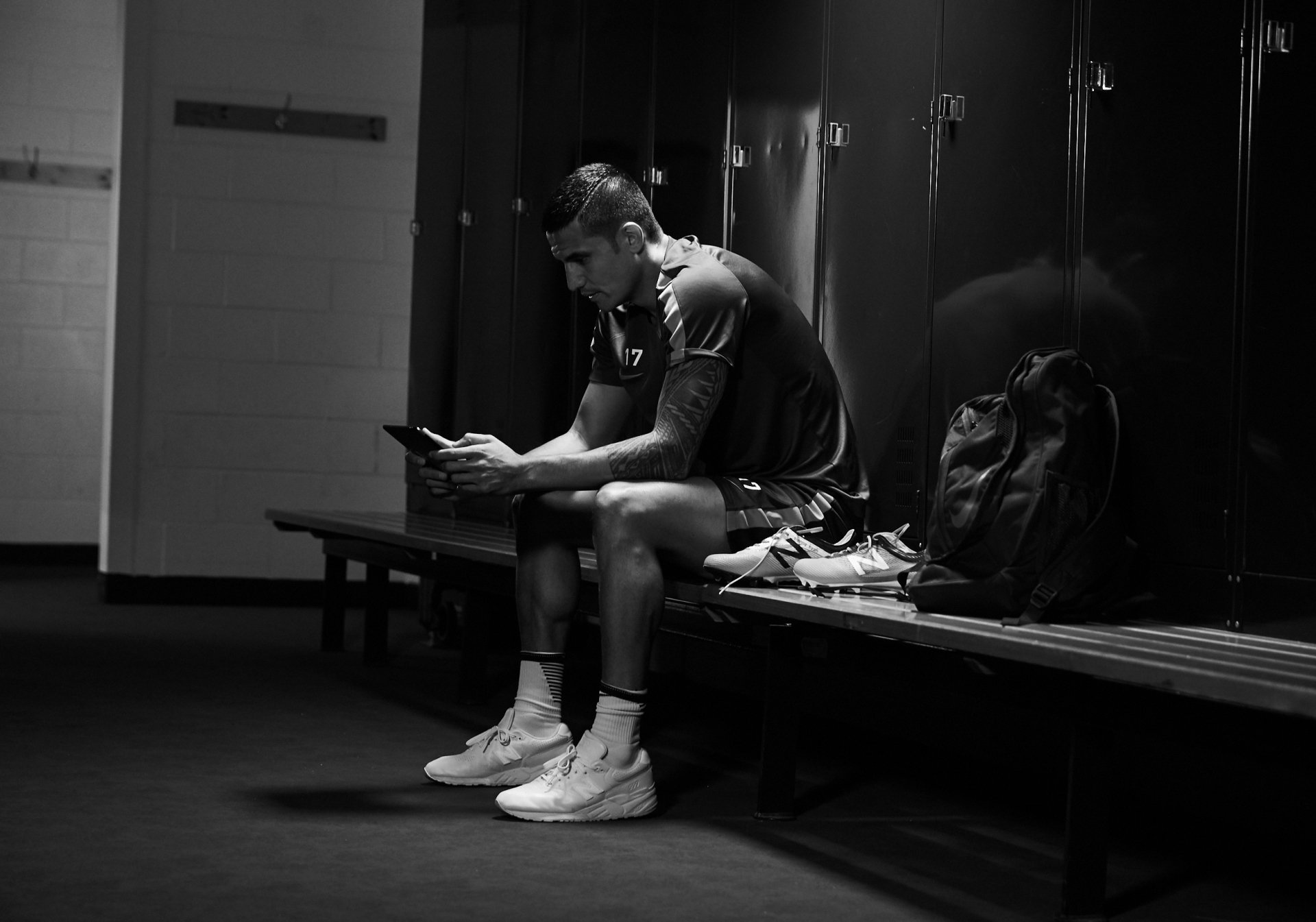 Download Soccer Australian Tim Cahill Sports HD Wallpaper