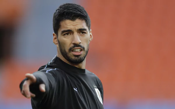 Uruguayan soccer Luis Suárez Sports HD Desktop Wallpaper | Background Image