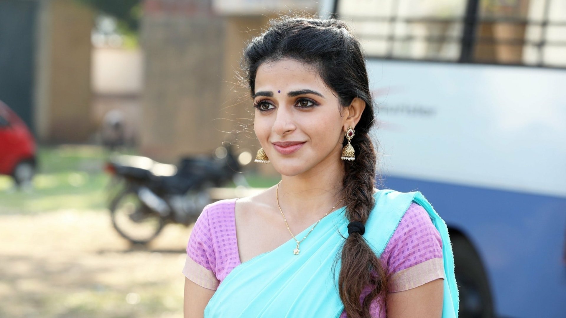 Download Movie Tamizh Padam 2 HD Wallpaper