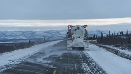 snow Alaska vehicle Truck HD Desktop Wallpaper | Background Image