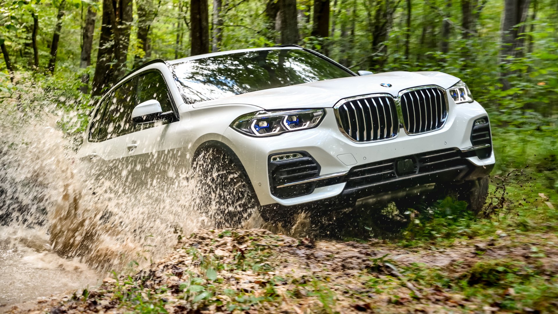 Download Motion Blur White Car Vehicle BMW X5 4k Ultra HD Wallpaper