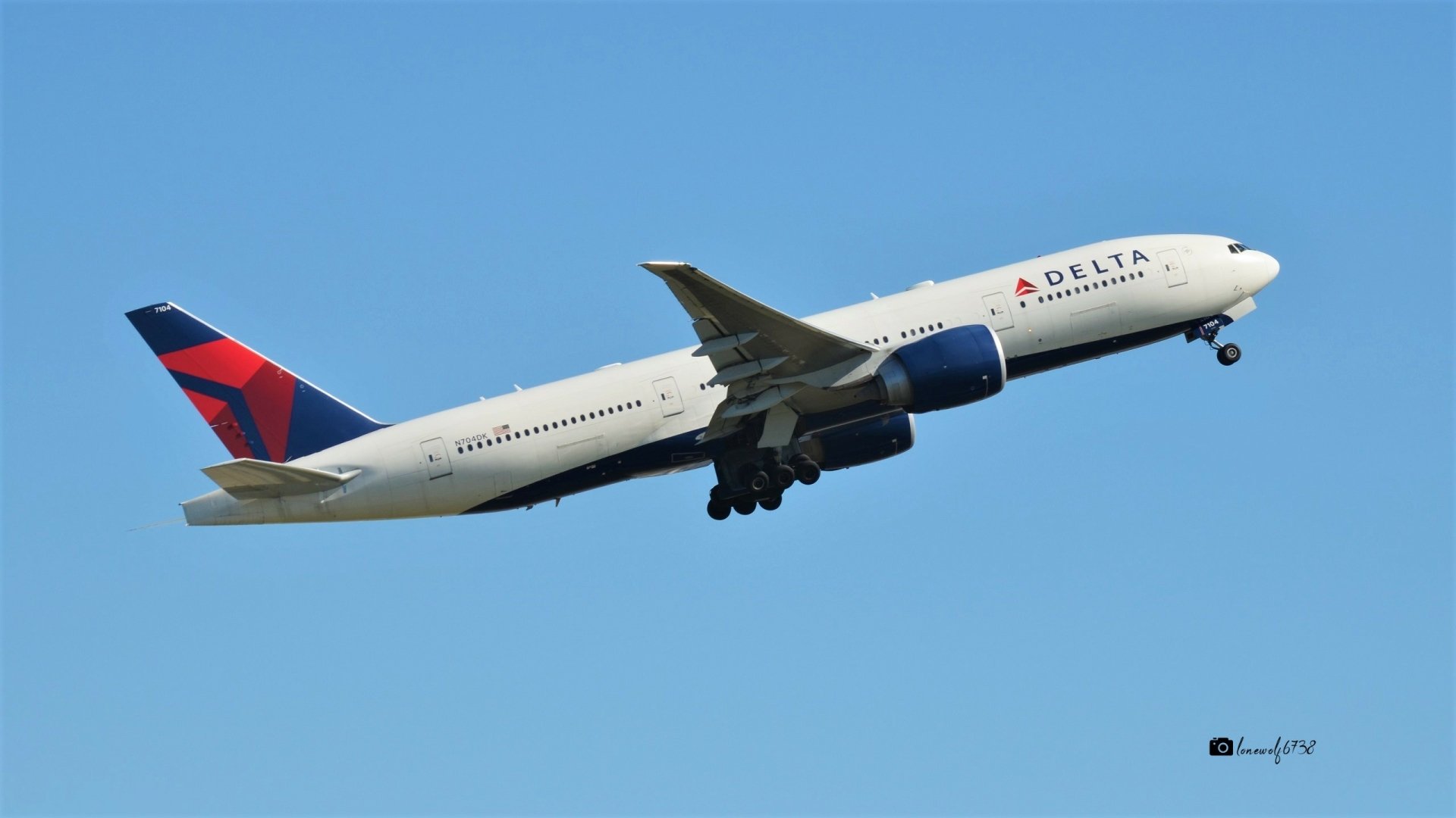 N704DK Delta Air Lines Boeing 777-232(LR) Over Sydney Airport by lonewolf6738