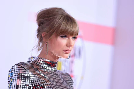 blonde singer American music Taylor Swift HD Desktop Wallpaper | Background Image