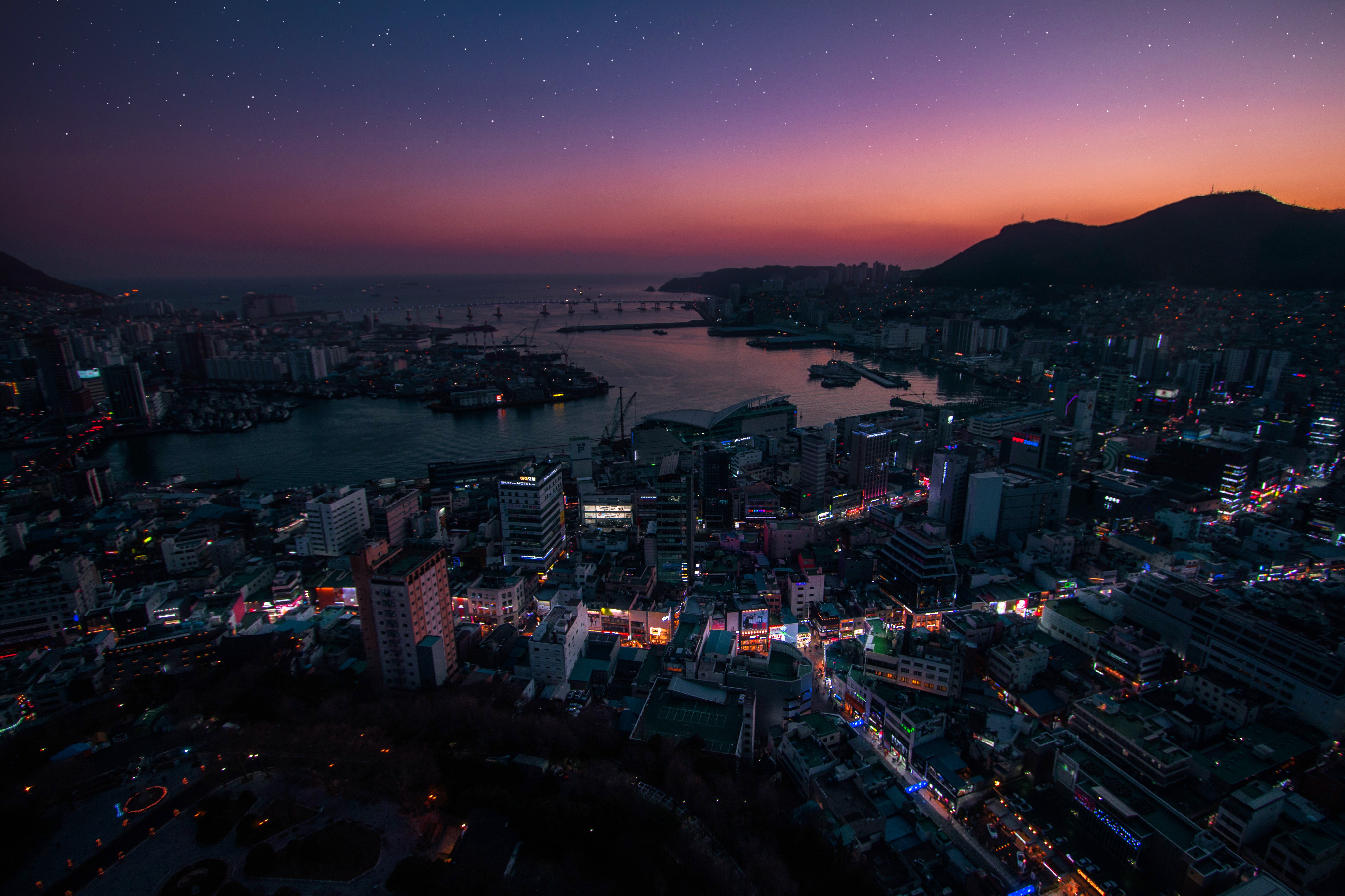 Night falls on Busan, South Korea by Pang Yuhao
