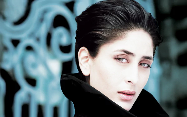 Celebrity Kareena Kapoor HD Desktop Wallpaper | Background Image