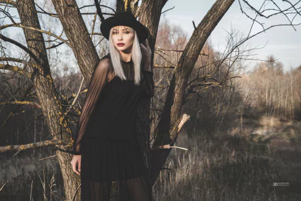 white hair hat black dress lipstick woman model HD Desktop Wallpaper | Background Image