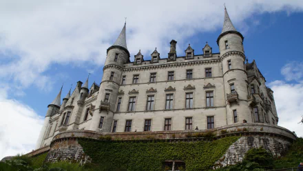  Dunrobin Castle in Scotland