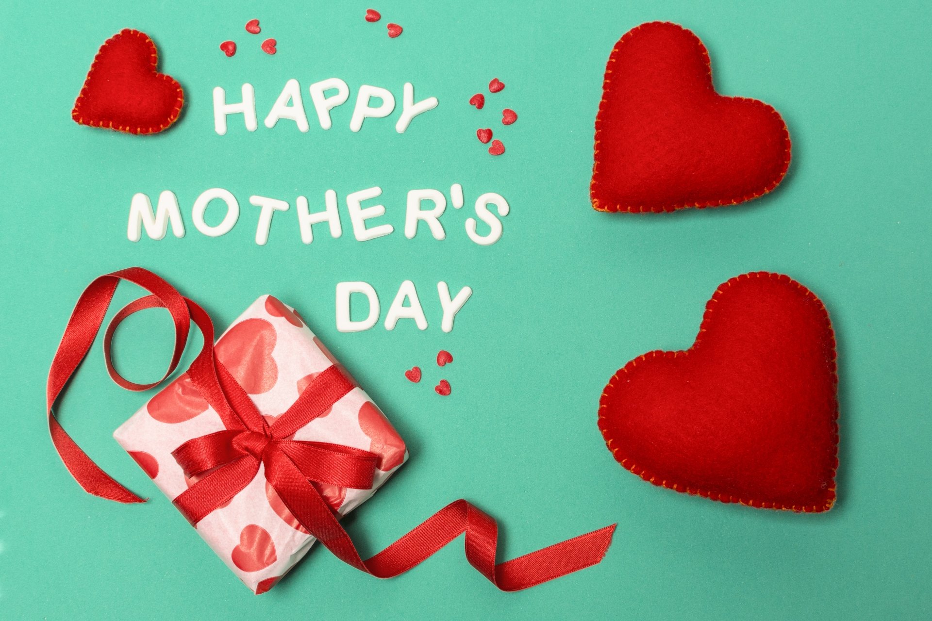 Download Happy Mother's Day Heart Gift Holiday Mother's Day 4k Ultra HD Wallpaper