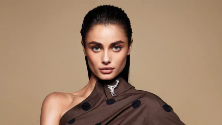 black hair blue eyes American model woman Taylor Marie Hill HD Desktop Wallpaper | Background Image